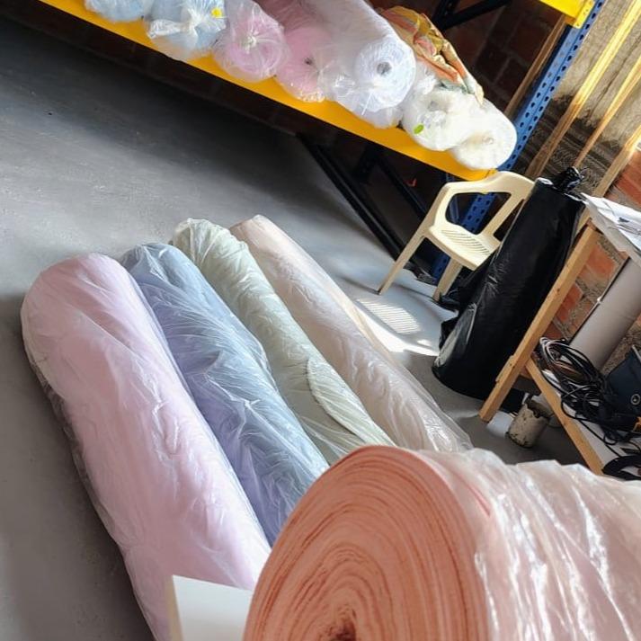 Guia > Nuestra primera colección > Telas que cuidan su piel > Colores > Imagen